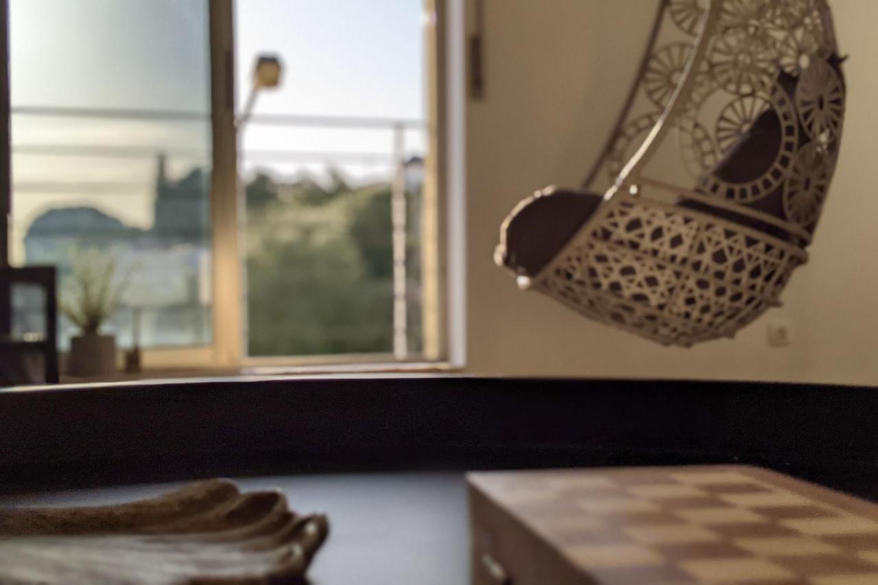 Lovelystay - 3bdr W/terrace Apartment